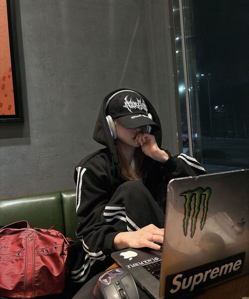 BLACKPURPLE（ブラックパープル）の「Bad-Bat Ball Cap - Black（キャップ・メンズ・ブラック・FREE）」の4枚目の写真