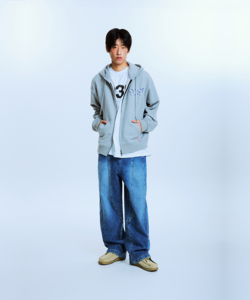 ARCHIVE BOLD（アーカイブボールド）の「UNDEFEATED HOOD ZIP-UP (GRAY)（パーカー・メンズ・その他・SMALL/MEDIUM/LARGE/X-LARGE）」の4枚目の写真