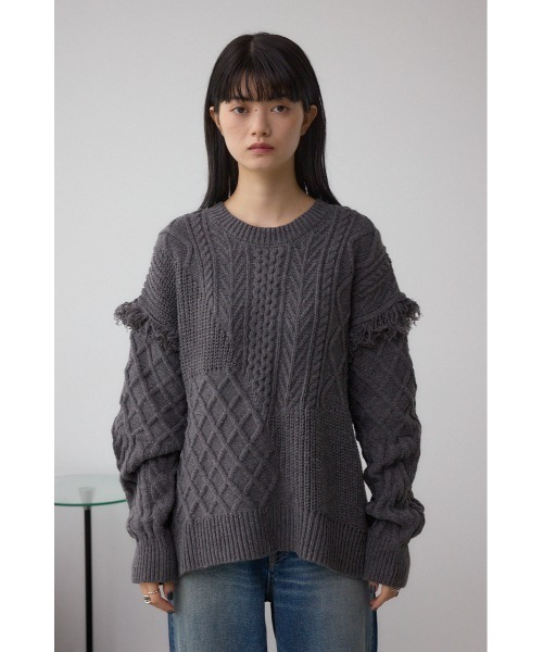 AZUL by moussy(アズールバイマウジー)の「スイッチングフリンジニット(ニット/セーター・レディース・チャコールグレー/アイボリー/サックスブルー・FREE)」の13枚目の写真