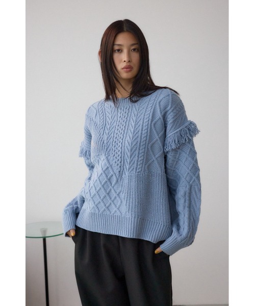 AZUL by moussy(アズールバイマウジー)の「スイッチングフリンジニット(ニット/セーター・レディース・チャコールグレー/アイボリー/サックスブルー・FREE)」の21枚目の写真
