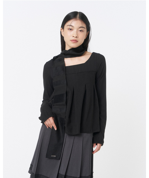 Miseki SEOUL(ミセキソウル)の「Accordion pleats top BLACK(Tシャツ/カットソー・レディース・その他・1/2)」の1枚目の写真