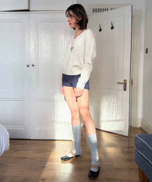 SINOON(シヌーン)の「Scallop V-Neck Pullover Knit (Cream)(ニット/セーター・レディース・アイボリー・FREE)」の3枚目の写真