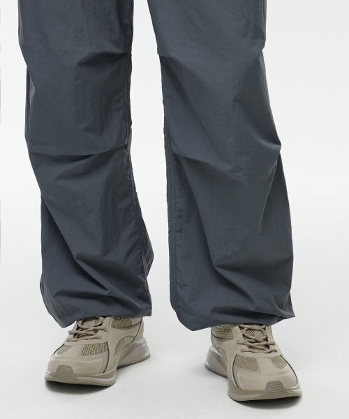 MUSINSA STANDARD（ムシンサスタンダード）の「ナイロンパラシュートパンツ [ブルーグレー]（その他パンツ・メンズ・その他・40/38/42/36/34/32/30/26/28）」の11枚目の写真