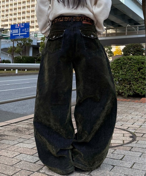 sedacle(セダクル)の「カラーフロッキースタッズカーブデニム(デニムパンツ・メンズ・ボルドー/カーキ・LARGE/MEDIUM/SMALL)」の2枚目の写真
