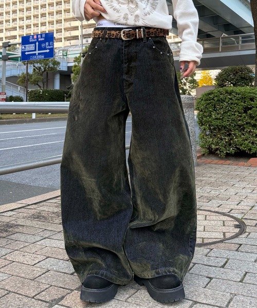 セール】カラーフロッキースタッズカーブデニム（デニムパンツ