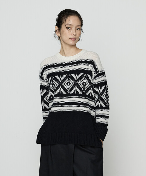 K.T KIYOKO TAKASE（キヨコタカセ）の「ジャカード編み スヌード付きニットプルオーバー（ニット/セーター・レディース・ベージュ系その他/ブラック系その他・FREE）」の19枚目の写真