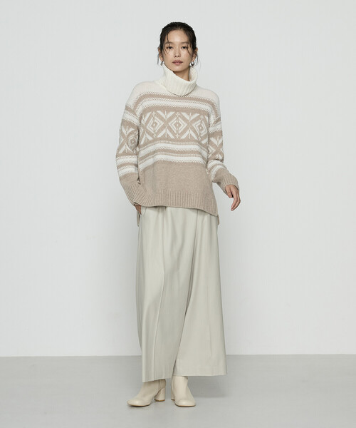 K.T KIYOKO TAKASE（キヨコタカセ）の「ジャカード編み スヌード付きニットプルオーバー（ニット/セーター・レディース・ベージュ系その他/ブラック系その他・FREE）」の10枚目の写真