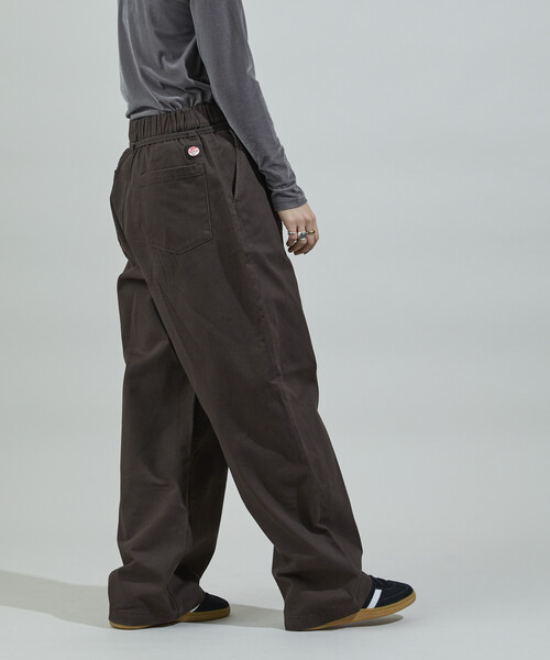 FREAK'S STORE（フリークスストア）の「RED KAP × FREAK'S STORE/レッドキャップ ウォーム 紐付きイージーパンツ/微起毛パンツ/裏起毛パンツ（チノパンツ・レディース・チャコール/ベージュ/ネイビー/ブラウン/ナチュラル・SMALL/MEDIUM）」の16枚目の写真