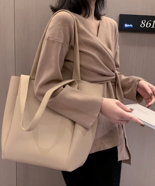 ONEP STAR(ワンピスター)の「レザー調トートバッグ レディース(トートバッグ・レディース・ダークブラウン/ブラウン/ダークベージュ/ブラック・FREE)」の12枚目の写真