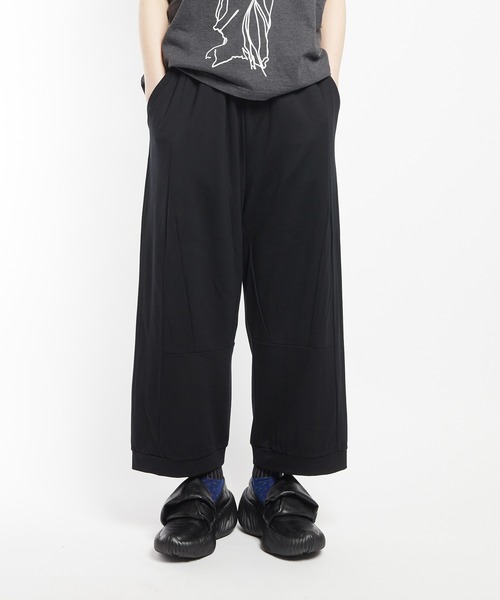 gomme（ゴム）の「ニーダーツポンチパンツ（スウェットパンツ・レディース・ブラック/パープル/チャコールグレー・MEDIUM）」の2枚目の写真