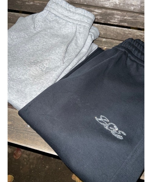 BGL（ビージーエル）の「RHINESTONE SWEAT PANTS / ラインストーン / キラキラ / Y2K / 韓国ストリート　スウェットパンツ（スウェットパンツ・レディース・ブラック/グレー・S/M/L）」の4枚目の写真