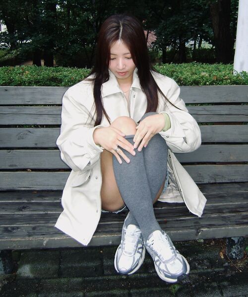 LADY VOLUME（レディーボリューム）の「OVER-FIT LEATHER PADDING PARKA_CREAM（ダウンジャケット/コート・レディース・その他・FREE）」の2枚目の写真