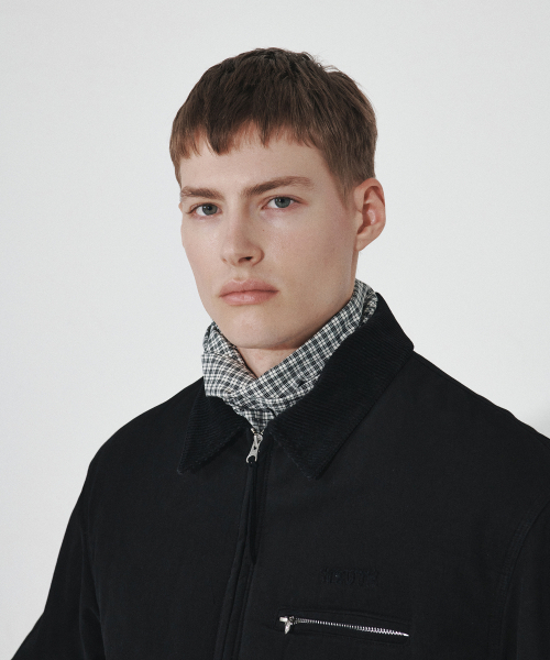 HEUTE(ホイテ)の「HET PADDED WORK JACKET (BLACK)(ダウンジャケット/コート・メンズ・ブラック・MEDIUM/LARGE)」の3枚目の写真