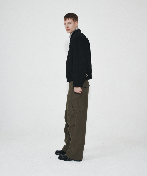 HEUTE(ホイテ)の「HET PADDED WORK JACKET (BLACK)(ダウンジャケット/コート・メンズ・ブラック・MEDIUM/LARGE)」の8枚目の写真