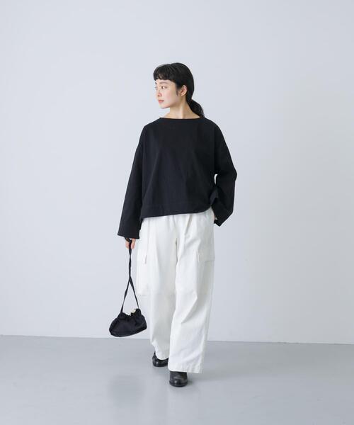 かぐれ（カグレ）の「コットンボートネックカットソー（Tシャツ/カットソー・レディース・ブラック/アイボリー/ホワイト系その他・FREE）」の19枚目の写真