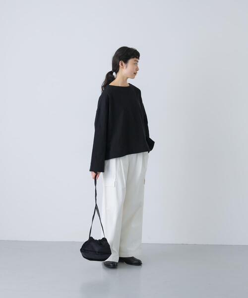 かぐれ（カグレ）の「コットンボートネックカットソー（Tシャツ/カットソー・レディース・ブラック/アイボリー/ホワイト系その他・FREE）」の20枚目の写真