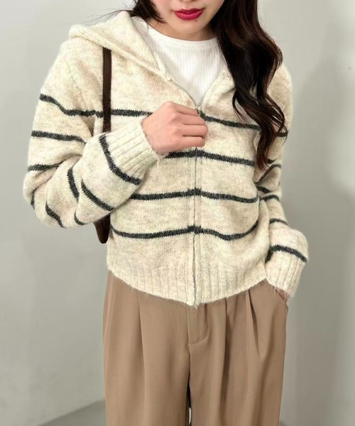 mebole(メボレ)の「Stripe Knit Zip Hoodie(Tシャツ/カットソー・レディース・ホワイト/ブラウン/グレー・FREE)」の7枚目の写真