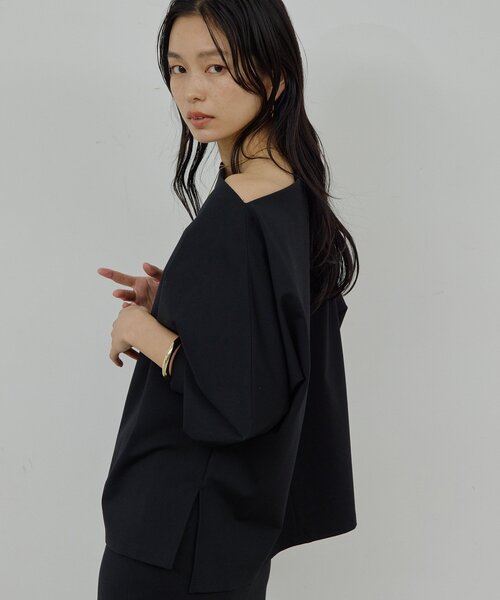 GALLARDAGALANTE(ガリャルダガランテ)の「オフショルポンチプルオーバー(Tシャツ/カットソー・レディース・モカ/ブラック・FREE)」の4枚目の写真