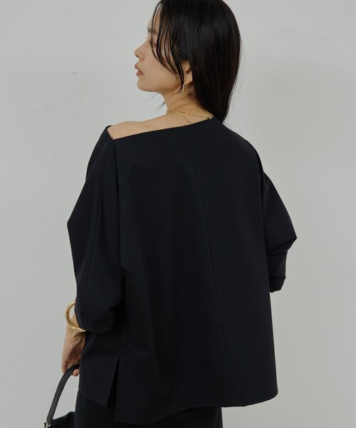 GALLARDAGALANTE(ガリャルダガランテ)の「オフショルポンチプルオーバー(Tシャツ/カットソー・レディース・モカ/ブラック・FREE)」の5枚目の写真