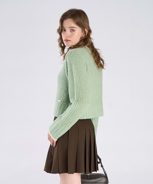 To b. by agnes b.（トゥービーバイアニエスベー）の「バイカラーライン ニット プルオーバー（ニット/セーター・レディース・グリーン系その他・FREE）」の5枚目の写真