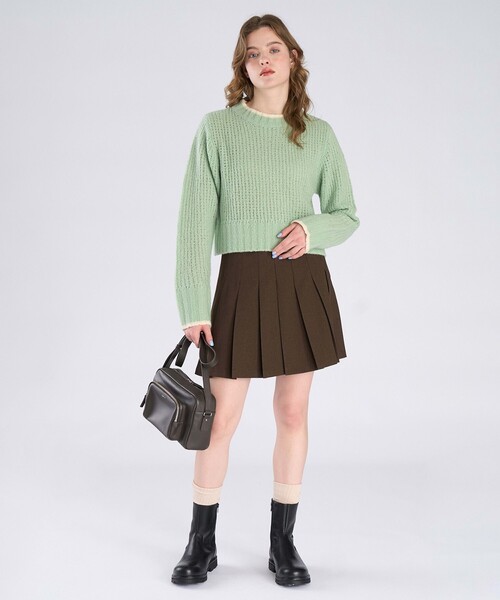 To b. by agnes b.（トゥービーバイアニエスベー）の「バイカラーライン ニット プルオーバー（ニット/セーター・レディース・グリーン系その他・FREE）」の7枚目の写真