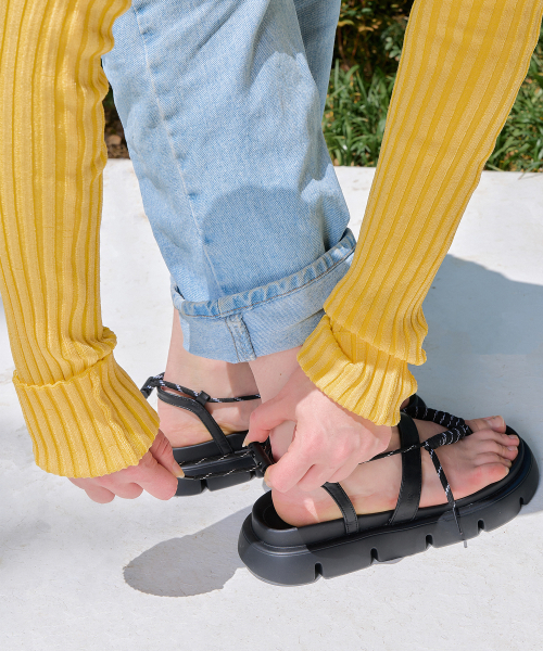SHOEHI(シューハイ)の「イザベラドローストリングストラップサンダル(2Colors)_S0177(サンダル・レディース・ブラック/アイボリー・22.5cm/23cm/23.5cm/24cm/25cm)」の8枚目の写真