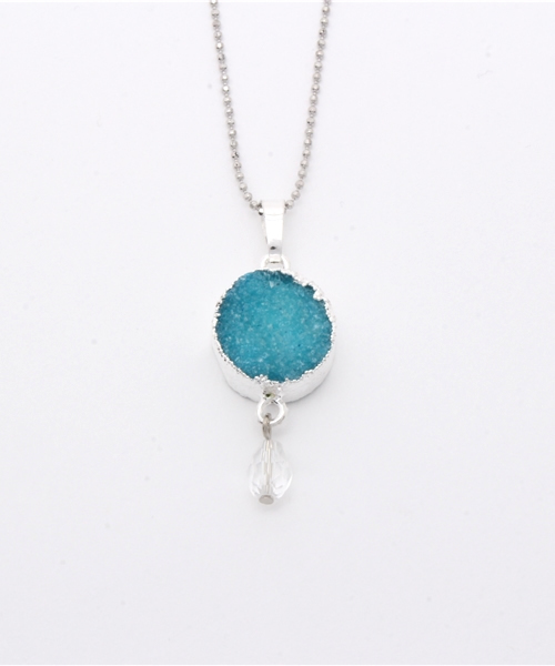 チャイハネ（チャイハネ）の「【チャイハネ】クリスタル ドゥルージーネックレス（ネックレス・レディース・ピンク/ホワイト/パープル/ブルー・FREE）」の3枚目の写真