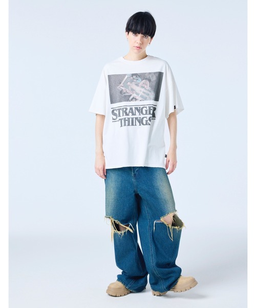 NO WAY(ノーウェイ)の「/Little sunny bite/stranger things x little sunny bite photo big tee(Tシャツ/カットソー・レディース・ブラック/ホワイト/ブルー・SMALL/MEDIUM)」の13枚目の写真