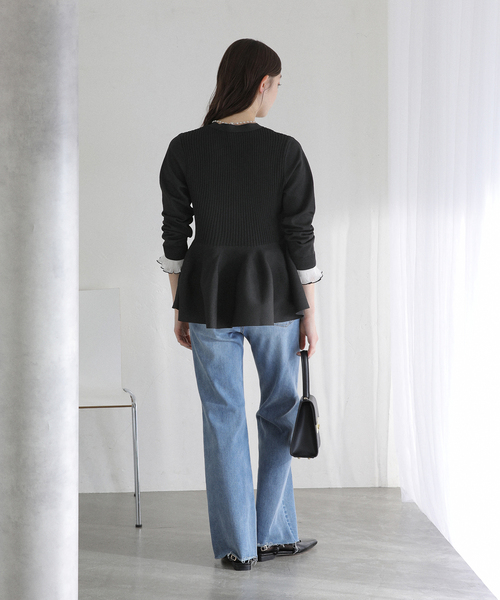 La TOTALITE（ラトータリテ）の「【洗える】ペプラムニット（カーディガン/ボレロ・レディース・アイボリー/ブラック/レッド・FREE）」の9枚目の写真