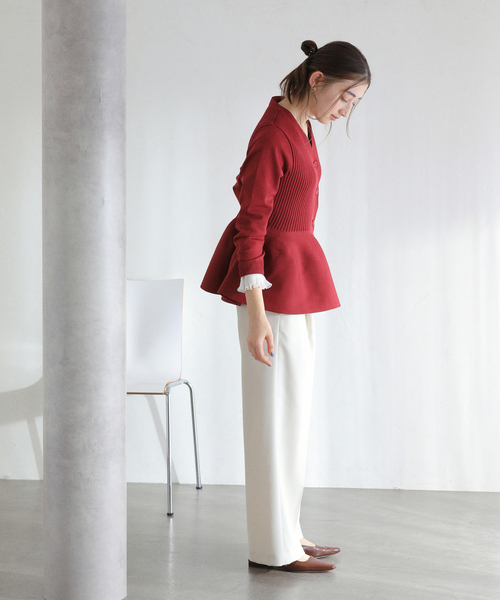 La TOTALITE（ラトータリテ）の「【洗える】ペプラムニット（カーディガン/ボレロ・レディース・アイボリー/ブラック/レッド・FREE）」の20枚目の写真