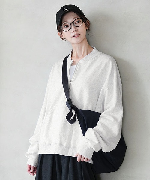 SOLAMONAT(ソラモナ)の「ふわりと裏毛 ハーフジッププルオーバー(Tシャツ/カットソー・レディース・杢グレー/ブラック/オートミール・FREE)」の1枚目の写真
