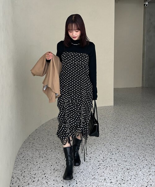mystic(ミスティック)の「【@akane__11.1企画】ドロストフラワーキャミワンピース(ワンピース・レディース・オフホワイト/ブラック・FREE/2)」の22枚目の写真