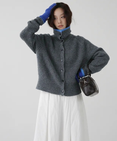 VIBGYOR（ヴィブジョー）の「配色スタンドネックリブボタンカーディガン(CZ)（カーディガン/ボレロ・レディース・ブラウン/チャコール・F）」の12枚目の写真