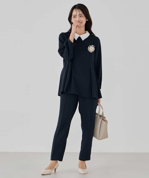 a.v.v（アーヴェヴェ）の「2WAYサテン襟付きペプラムブラウス【洗える/速乾/毛玉になりにくい/イージーケア】（シャツ/ブラウス・レディース・グレー系その他/ブラック/ネイビー・38/40）」の9枚目の写真