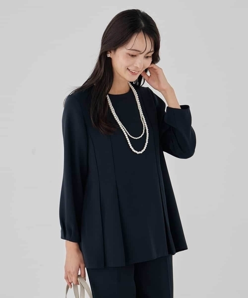 a.v.v（アーヴェヴェ）の「2WAYサテン襟付きペプラムブラウス【洗える/速乾/毛玉になりにくい/イージーケア】（シャツ/ブラウス・レディース・グレー系その他/ブラック/ネイビー・38/40）」の20枚目の写真