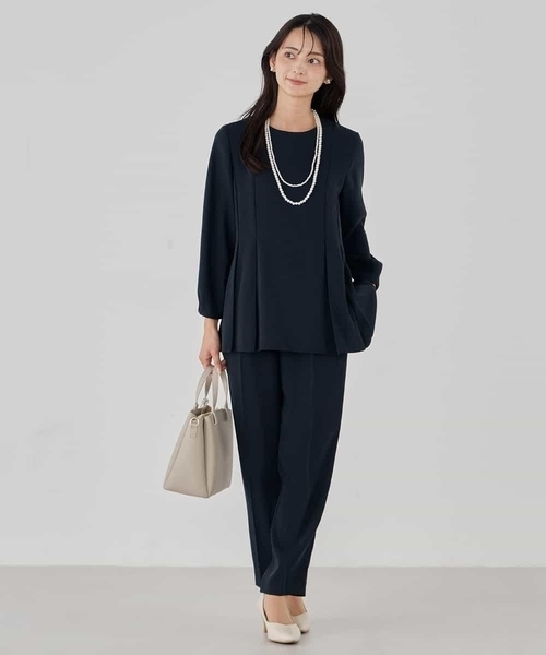 a.v.v（アーヴェヴェ）の「2WAYサテン襟付きペプラムブラウス【洗える/速乾/毛玉になりにくい/イージーケア】（シャツ/ブラウス・レディース・グレー系その他/ブラック/ネイビー・38/40）」の22枚目の写真