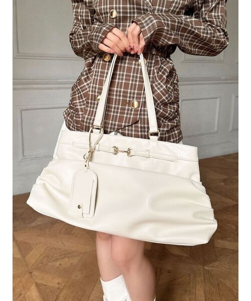 RESEXXY（リゼクシー）の「ビットポイントビッグシルエットバッグ（ハンドバッグ・レディース・アイボリー/ブラック・FREE）」の5枚目の写真