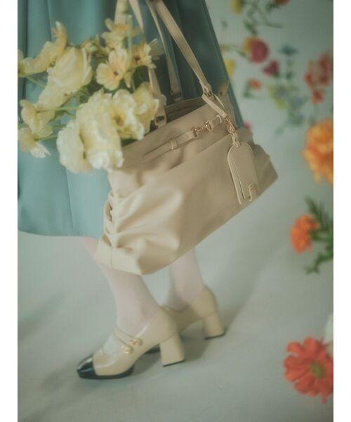 RESEXXY（リゼクシー）の「ビットポイントビッグシルエットバッグ（ハンドバッグ・レディース・アイボリー/ブラック・FREE）」の8枚目の写真