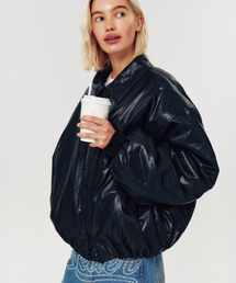 MOODBETTER（ムード ベター）の「GLOSSY FAUX LEATHER BOMBER JACKET BLACK（MA-1）」