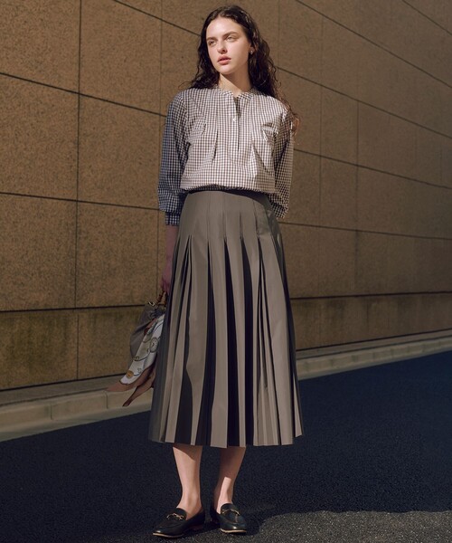 J.PRESS(ジェイプレス)の「【WEB限定カラーあり】TC ライトタンブラー プリーツ スカート(スカート・レディース・ブラック系/ベージュ系/グレー系・T13/T17/T15)」の11枚目の写真