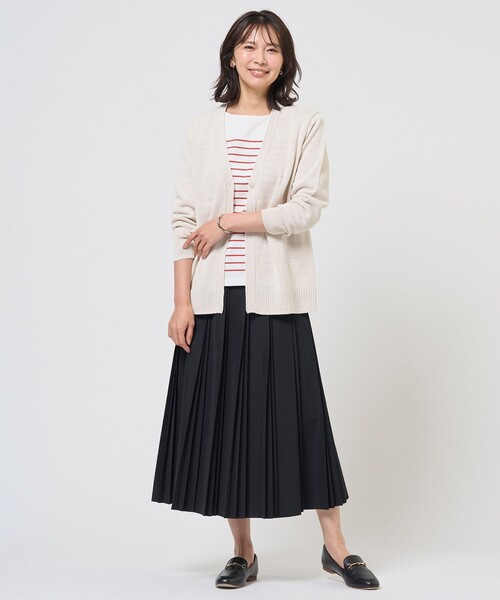 J.PRESS(ジェイプレス)の「【WEB限定カラーあり】TC ライトタンブラー プリーツ スカート(スカート・レディース・ブラック系/ベージュ系/グレー系・T13/T17/T15)」の15枚目の写真