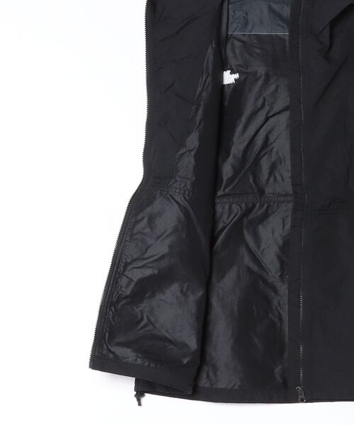 THE NORTH FACE（ザノースフェイス）の「Compact Hooded Vest NP22635（その他アウター・メンズ・ブラック・MEDIUM/LARGE）」の3枚目の写真