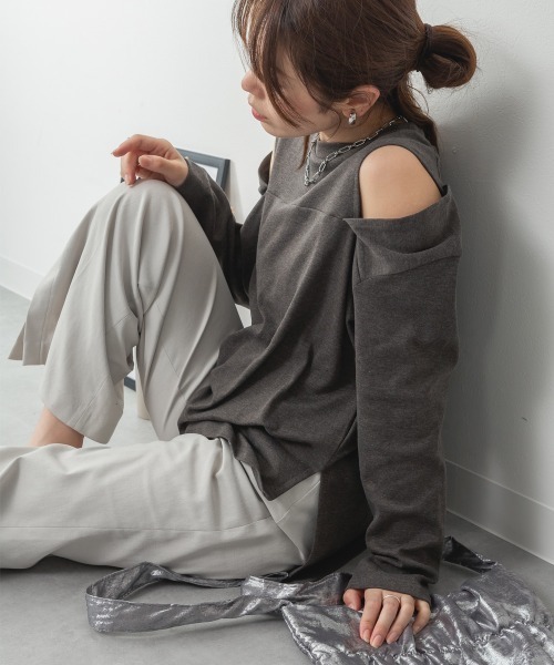 aity(アイティ)の「M-5L オープンショルダーコットンカットソー 夏服(Tシャツ/カットソー・レディース・ブラック/カーキ/オフホワイト/チャコールグレー/グレイッシュベージュ/杢グレー・4L~5L/LL~3L/M~L)」の4枚目の写真