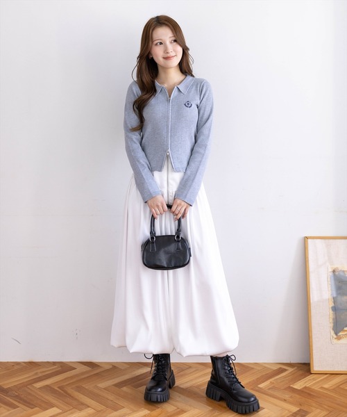 clear（クリア）の「刺繍入りダブルジップ長袖ニットトップス[カジュアル 着回し抜群 大人]≪新作≫（ニット/セーター・レディース・ブラック/アイボリー/グレー/レッド/ネイビー・F）」の9枚目の写真