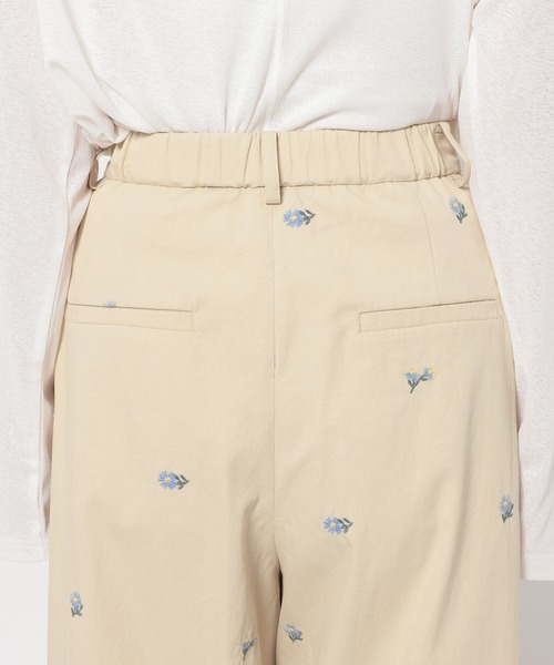 LOWRYS FARM（ローリーズファーム）の「Ｃ／Ｎシシュウタックワイドパンツ 655808（その他パンツ・レディース・ベージュ系その他・LARGE/MEDIUM）」の9枚目の写真