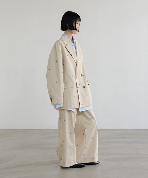 LOWRYS FARM（ローリーズファーム）の「Ｃ／Ｎシシュウタックワイドパンツ 655808（その他パンツ・レディース・ベージュ系その他・LARGE/MEDIUM）」の12枚目の写真