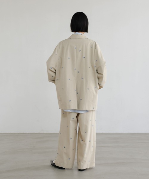 LOWRYS FARM（ローリーズファーム）の「Ｃ／Ｎシシュウタックワイドパンツ 655808（その他パンツ・レディース・ベージュ系その他・LARGE/MEDIUM）」の13枚目の写真