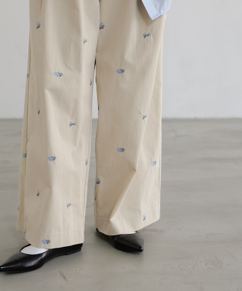 LOWRYS FARM（ローリーズファーム）の「Ｃ／Ｎシシュウタックワイドパンツ 655808（その他パンツ・レディース・ベージュ系その他・LARGE/MEDIUM）」の17枚目の写真