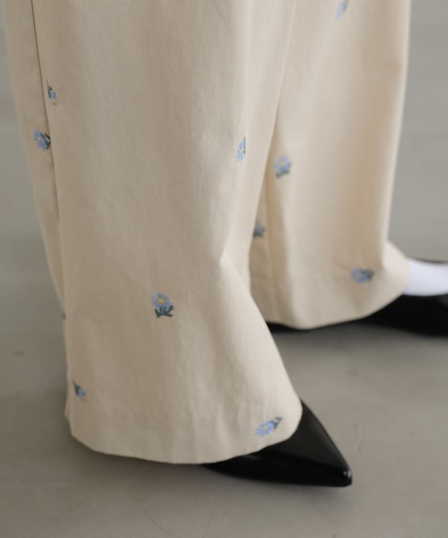 LOWRYS FARM（ローリーズファーム）の「Ｃ／Ｎシシュウタックワイドパンツ 655808（その他パンツ・レディース・ベージュ系その他・LARGE/MEDIUM）」の18枚目の写真