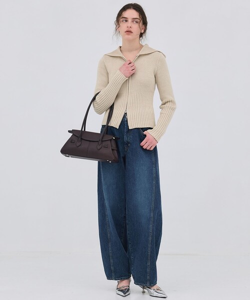 PUBLIC TOKYO（パブリックトウキョウ）の「【2026春新作】PUBLIC DENIM CURVE（デニムパンツ・レディース・ブルー/ライトブラック・3/2/1）」の5枚目の写真